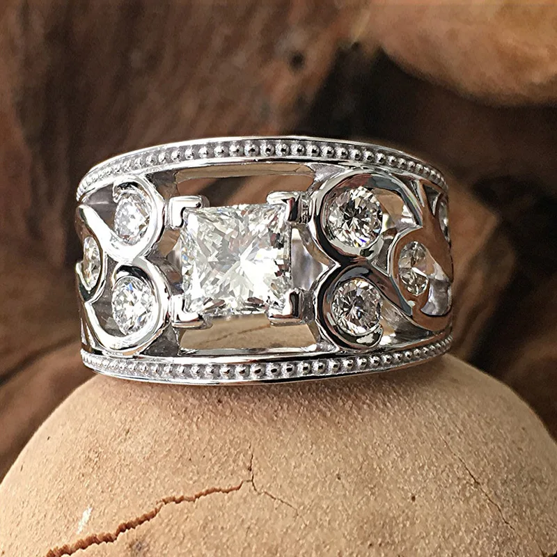 

Vintage Fashion Cutout Through Flower Ladies Ring Set Full Circle Zircon Floral Ring Engagement Party Jewelry Gift