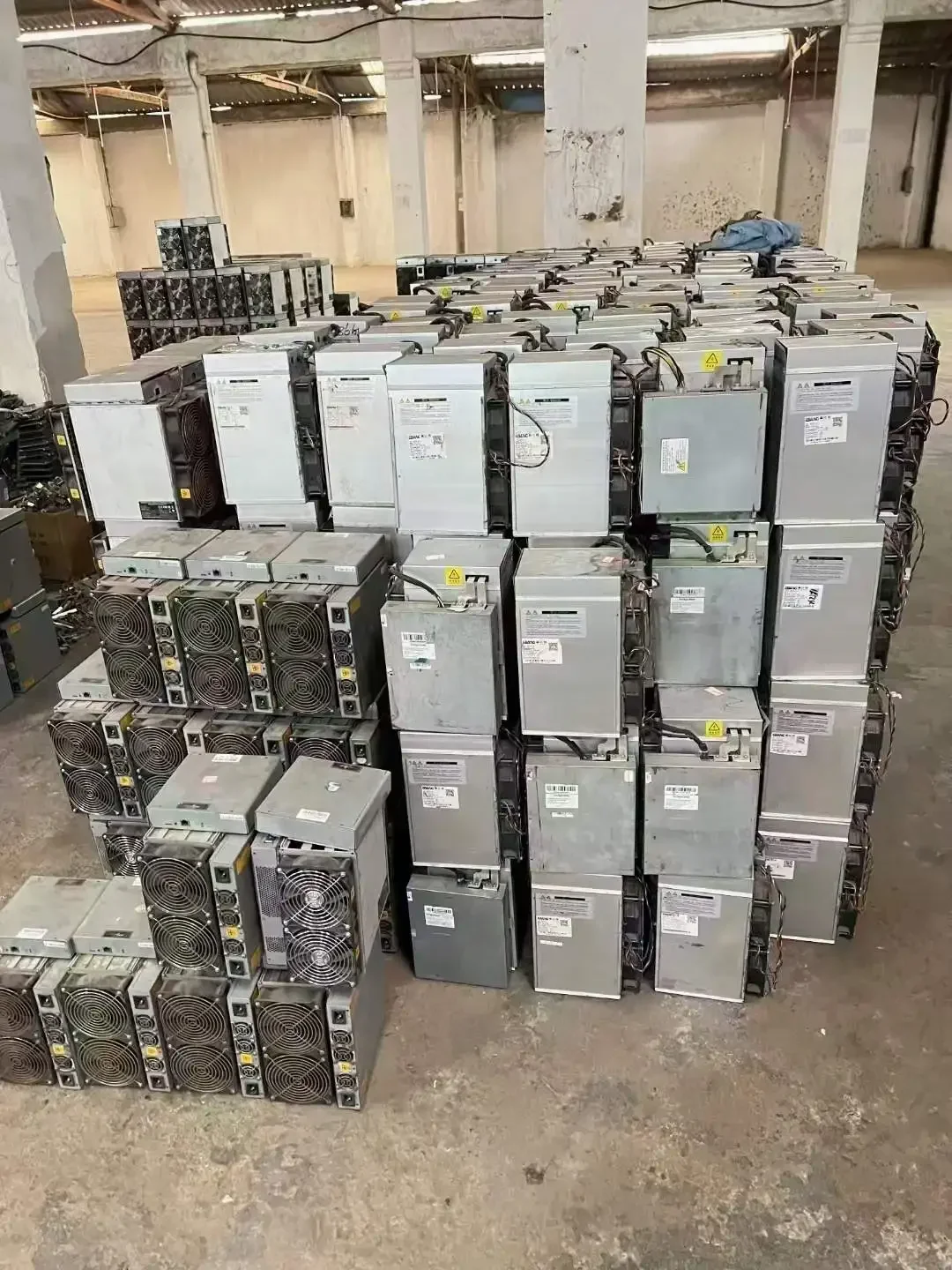 Asik Б/у Mining Device Ebit E12 44T Asicr Bitcoin В наличии Antminer Crypto Asic Miner