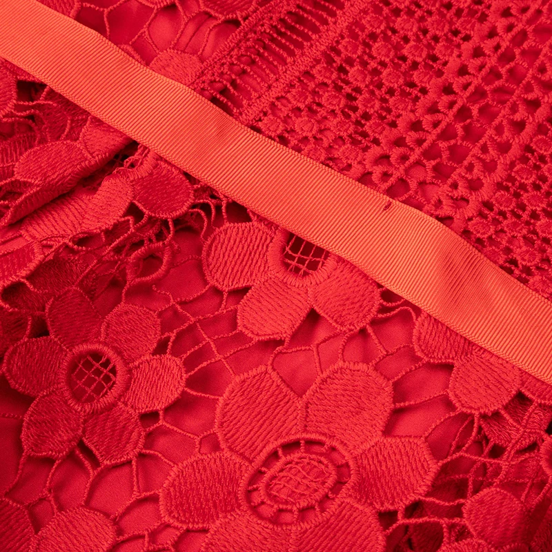 Кружевное платье с лацканами от бренда осеннее новое водорастворимое