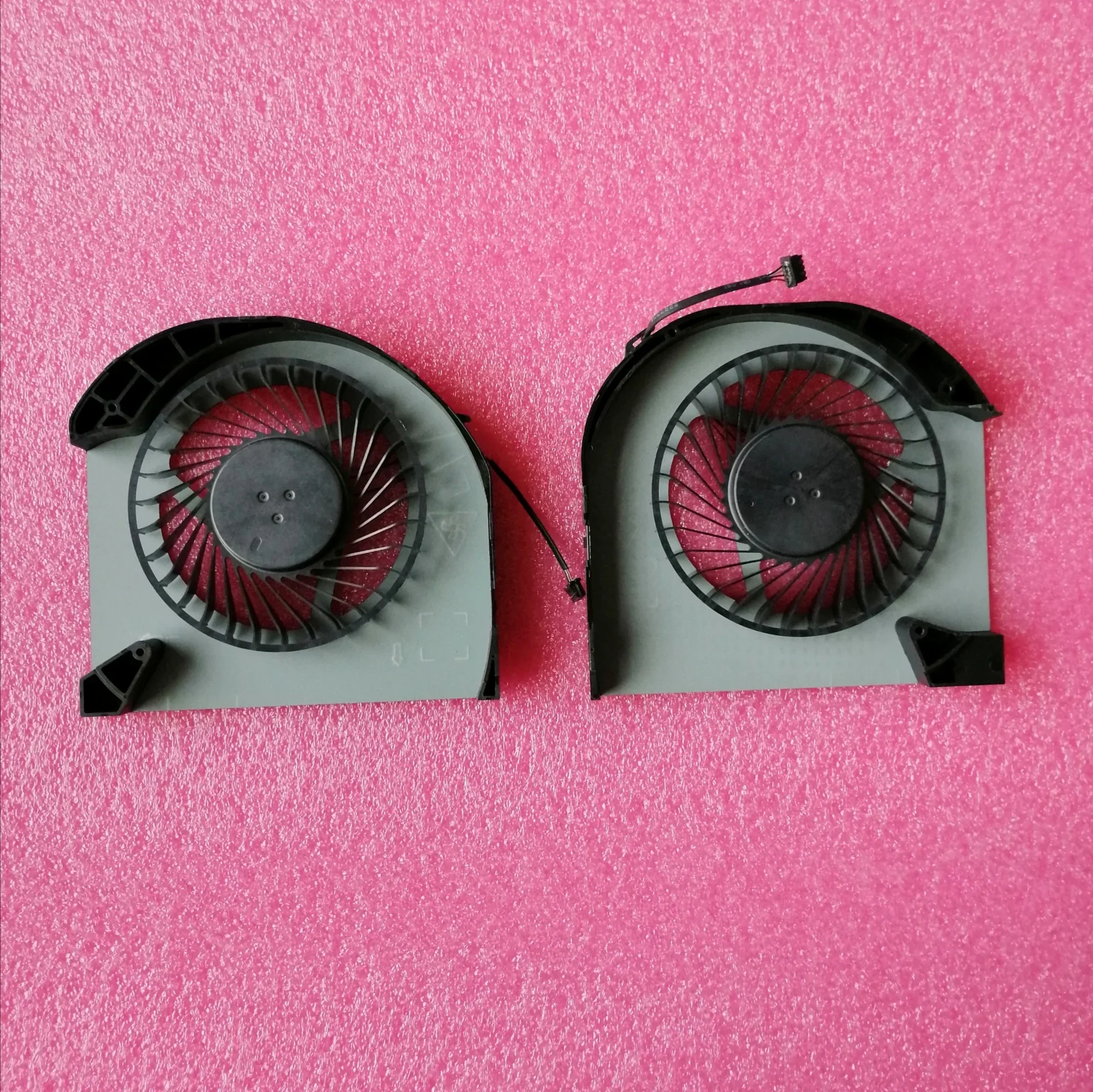 Новый вентилятор/радиатор процессора и графического для DELL Precision 7730 M7730/7740 M7740 NV256