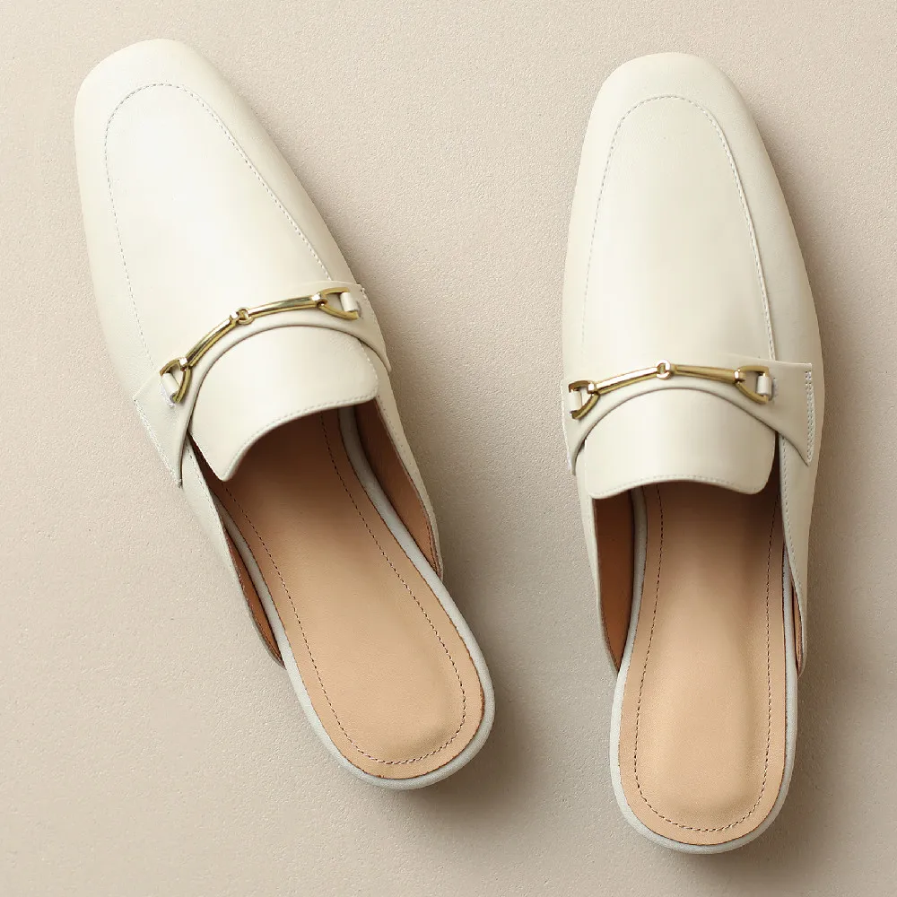 Мюли женские из бычьей кожи без застежки круглый носок плоская подошва мягкие