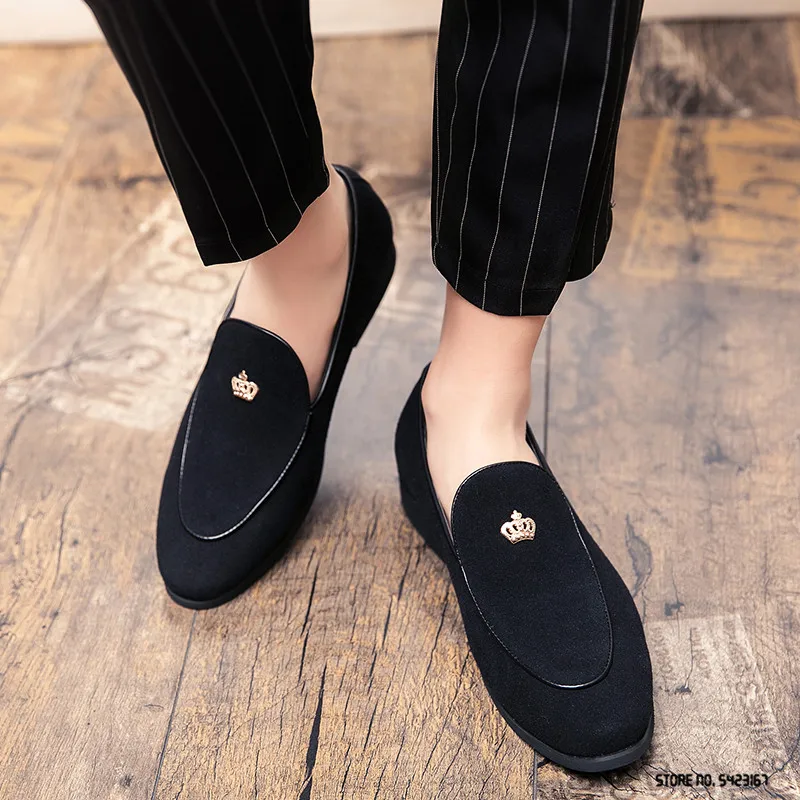 Luxury Designer New Pointed Suede Metal Crown Oxford Shoes For Mens Formal Wedding Prom Dress Homecoming Sapatos Tenis Masculino |