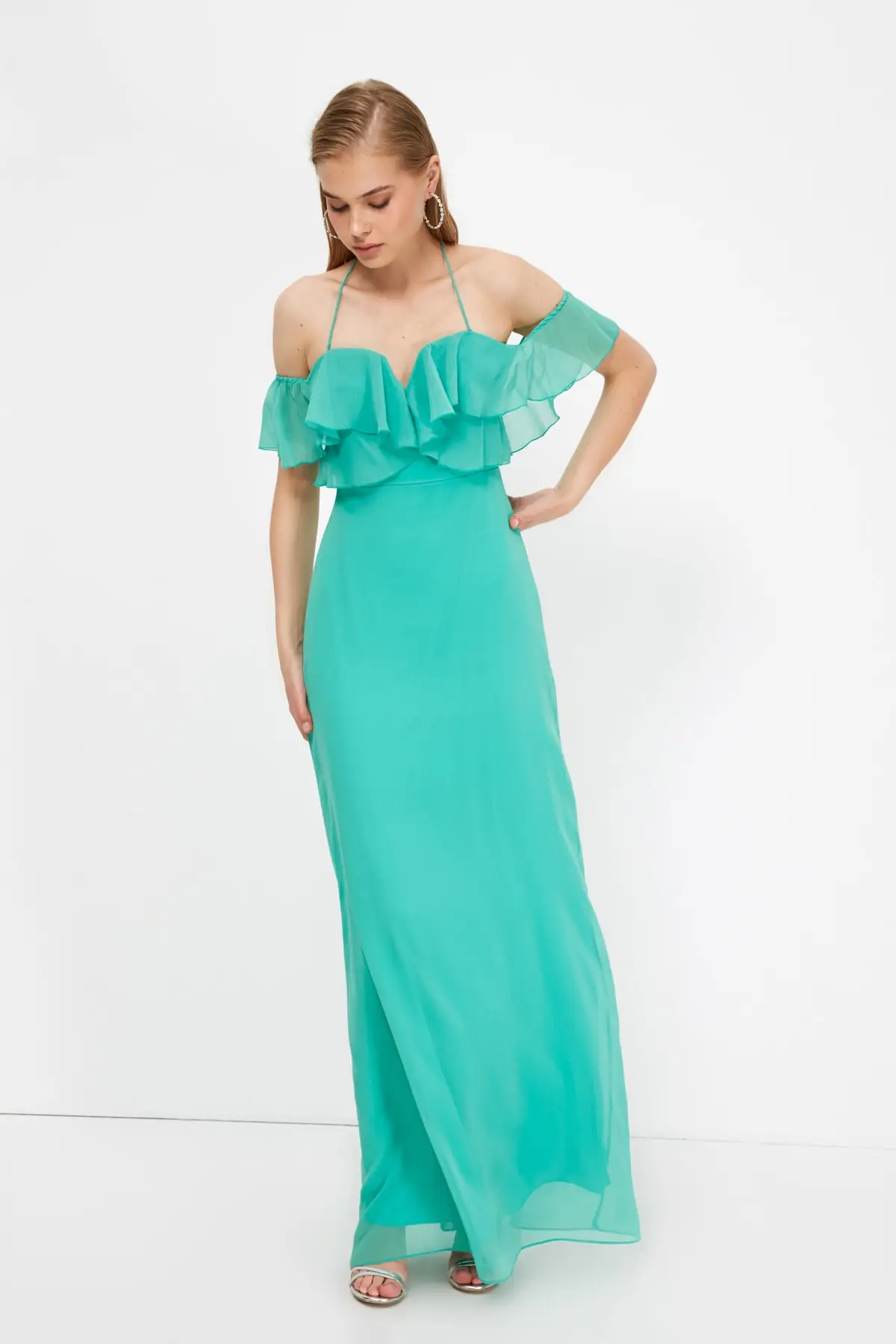 

Trendyol Flounces Chiffon Evening Dress & Prom Gown TPRSS21AE0313
