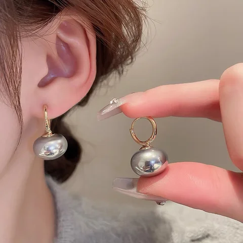 Серебряные позолоченные серьги-кольца с глазурью