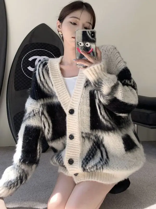 

Женский трикотажный кардиган средней длины, свободный контрастный теплый кардиган средней длины с длинным рукавом, Осень-зима 2023