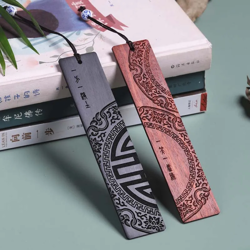 Creative Retro Blood Sandalwood Bookmark Chinese Style Crescent Moon Book Clip School Office Reading Stationery Student Supplies