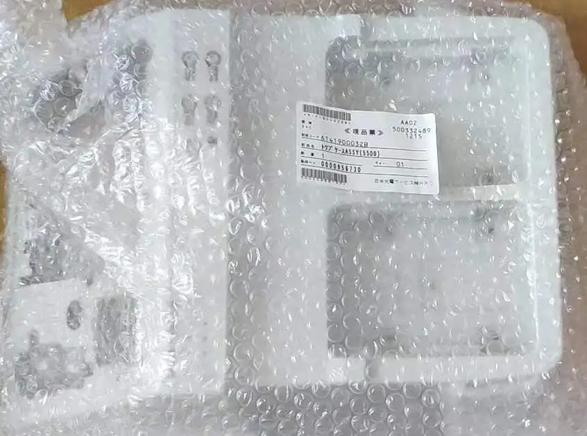 

Верхний корпус Nihon Kohden (полный комплект) PN:6141-9000232 для ARDIOLIFE TEC-5531K (новый, оригинальный)