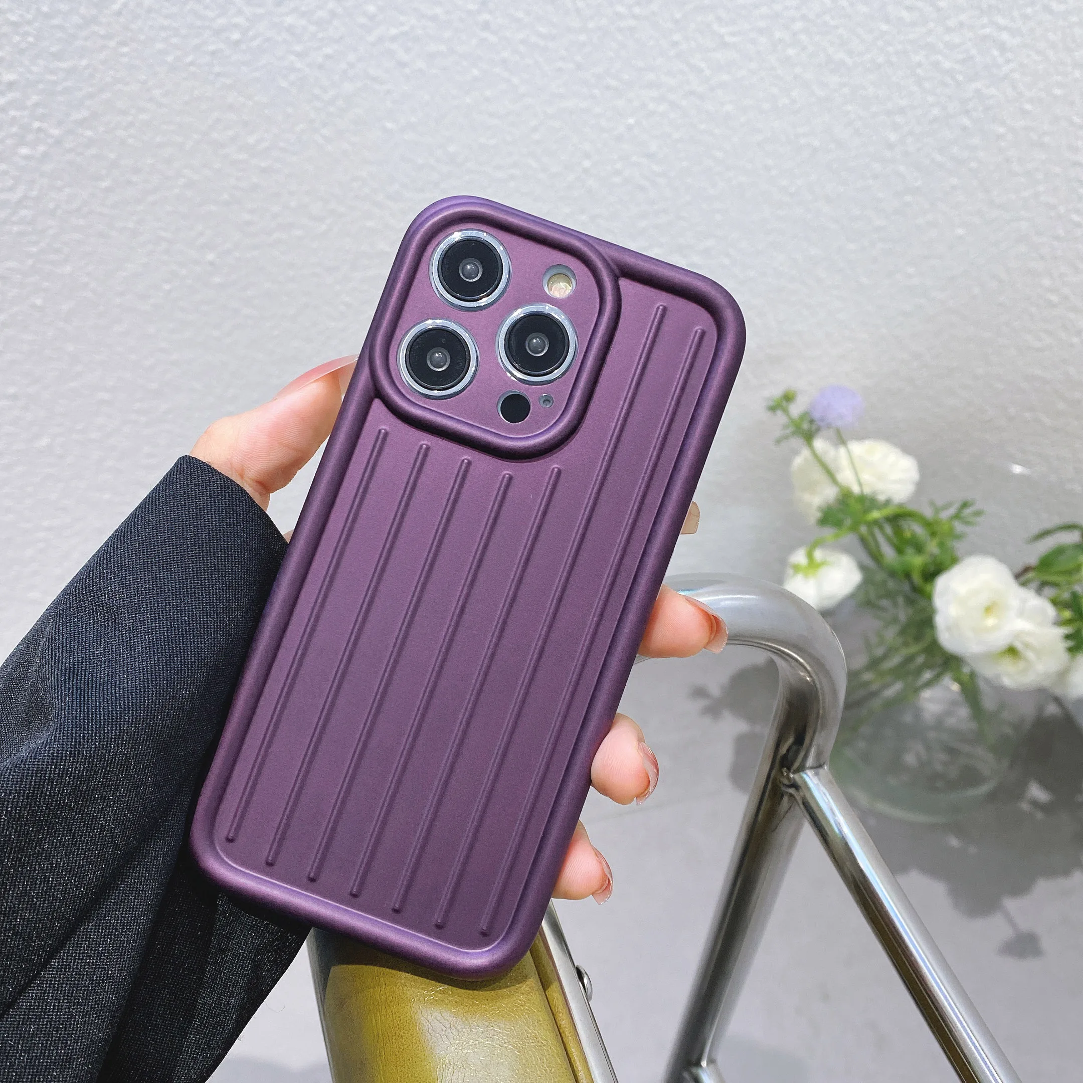 

Solid Color Phone Case For iPhone 14 13 12 11 Pro Max 14Plus 3D Strip ins Shockproof Bumber Soft TPU Silicone Back Cover Purple