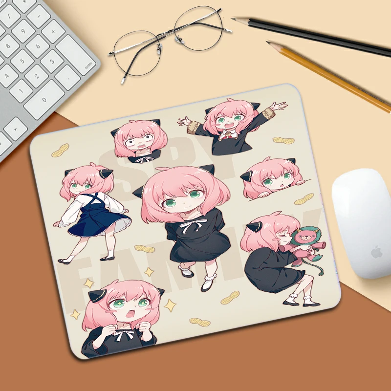 

Small mouse pad spy x family kawaii desk accessories anime Rug soft pad deskmat cute gamer mouse mats computer desks realme pad