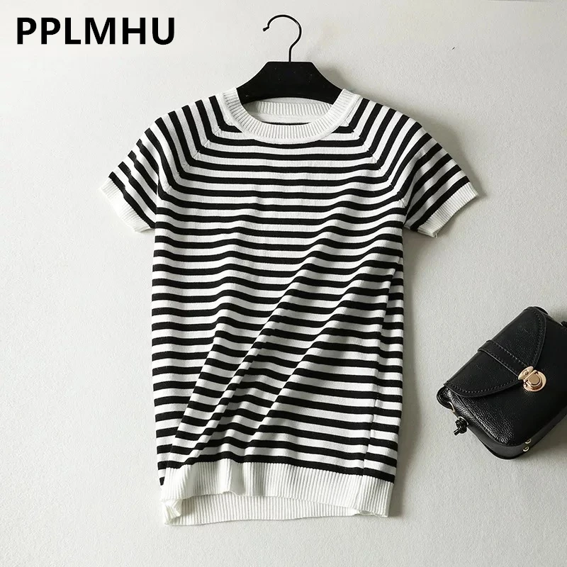 Short Sleeve Knitting Pullover Tops Women Summer Stripe O-neck T-shirts Korean Elegant White Black Knitwear Jumper Tee 2022 New