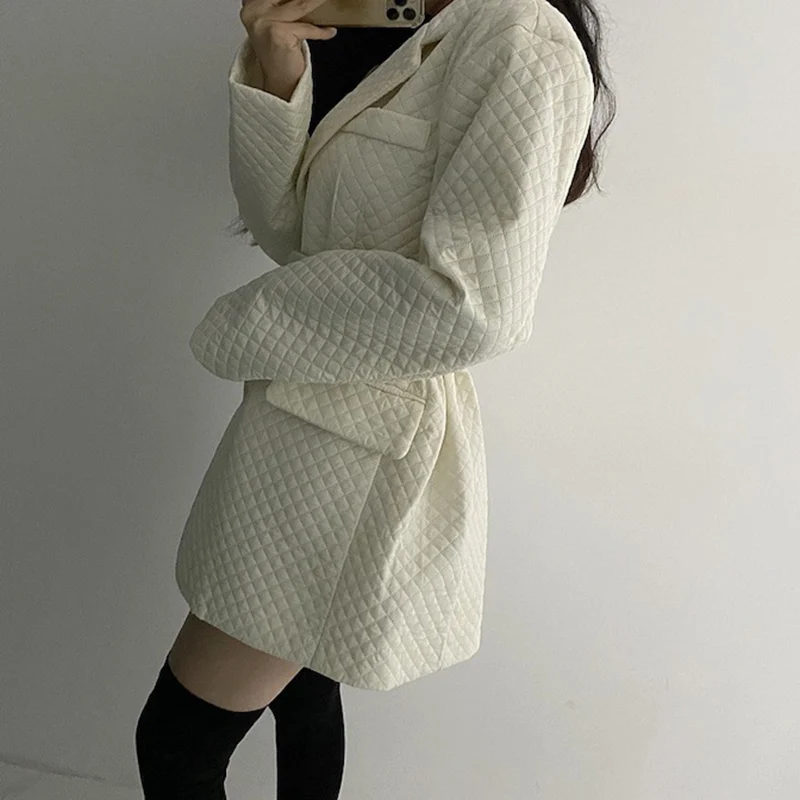 2021 New Autumn and Winter Women's Clothing Quilted Warm Plaid Loose Long-sleeved Lapel Single-breasted Suit Padded Jacket Women