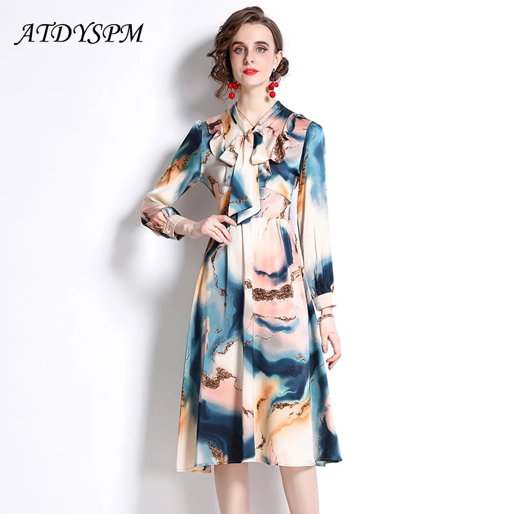 

Женское атласное платье с V-образным вырезом, длинным рукавом и оборками