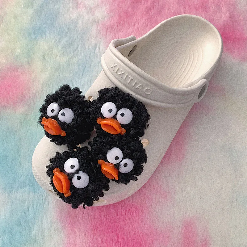 Single Sale 1pcs Shoe Charms Lovely wool ball Garden Shoe Accessories Buckle Decorations Fit Croc Wristband JIBZ Kids X-mas M3