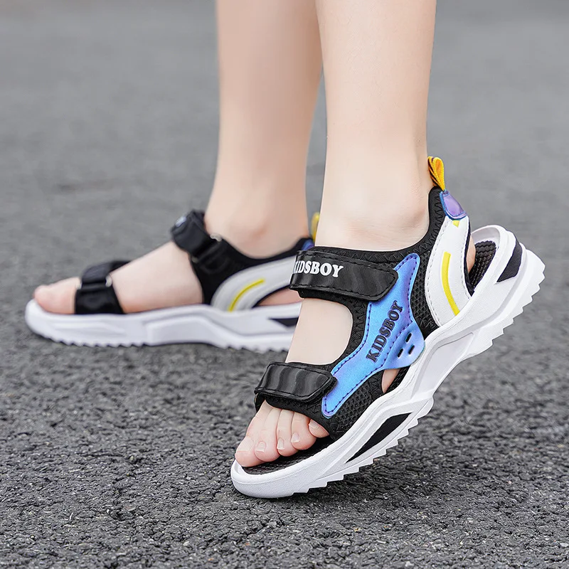 

New 2022 Summer Beach Boys Sandals Fashion Children Shoes Lightweight Non-slip Soft Bottom Kids Big Boys Comfortable Sandals