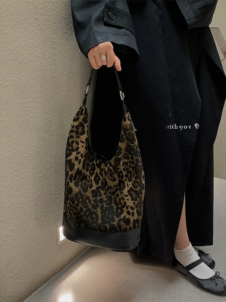 [Xiaoyoujia Bag] Hoyozi Autumn Leopard Print Shoulder Bucket Bag Women 2024 New Portable