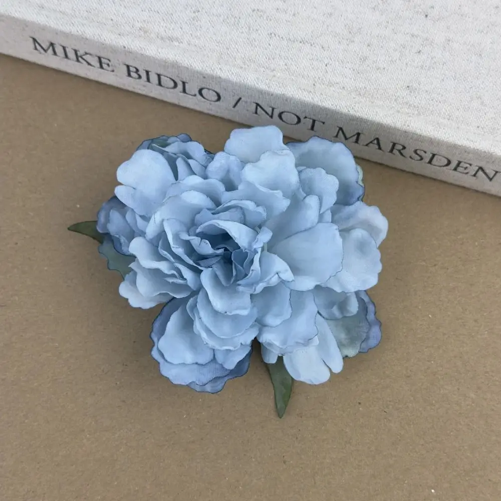 Заколка для волос с цветами пиона