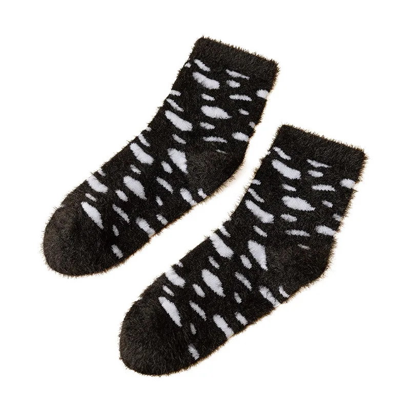 Women Warm Thick Socks Quality Warm Fluffy Winter Socks Women Cute Woolen Socks Girls Thicken Warm Home Medium Stockings