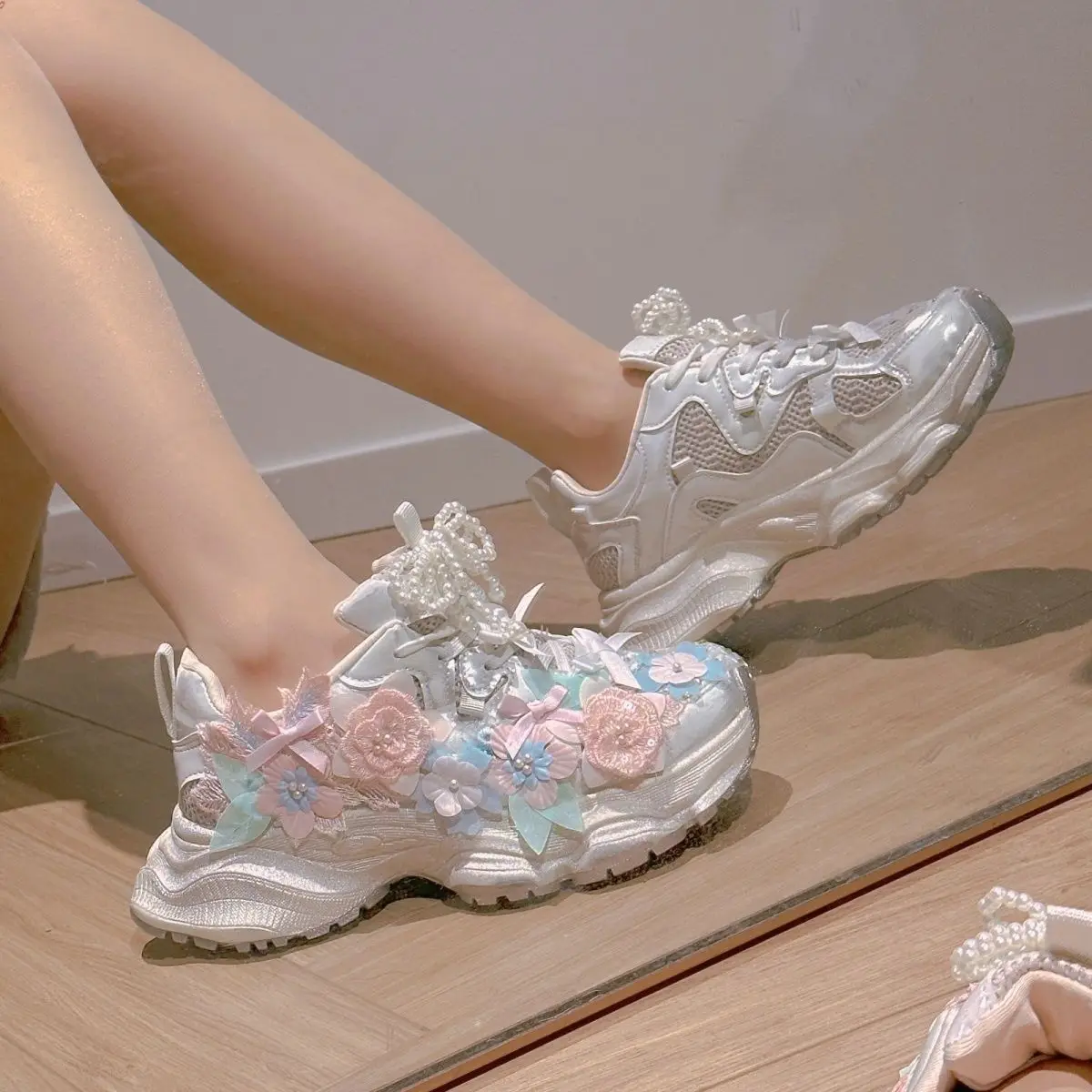 Красочные вышитые цветочные женские толстые кроссовки на платформе с толстой