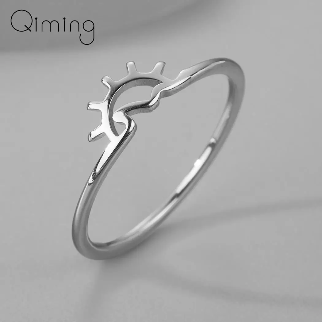 Женское кольцо средней длины из нержавеющей стали |