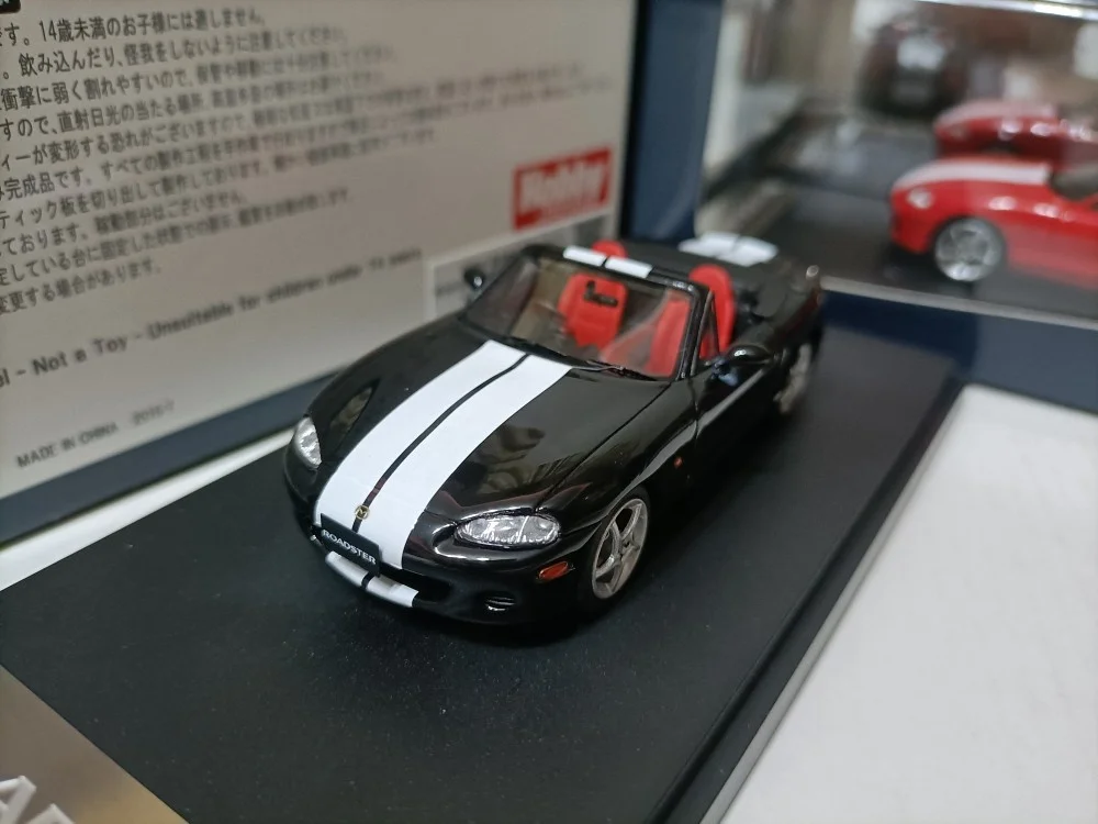 

Mark43 1 43 Mazda MX-5 Roadster NA8C RS II black sports car model