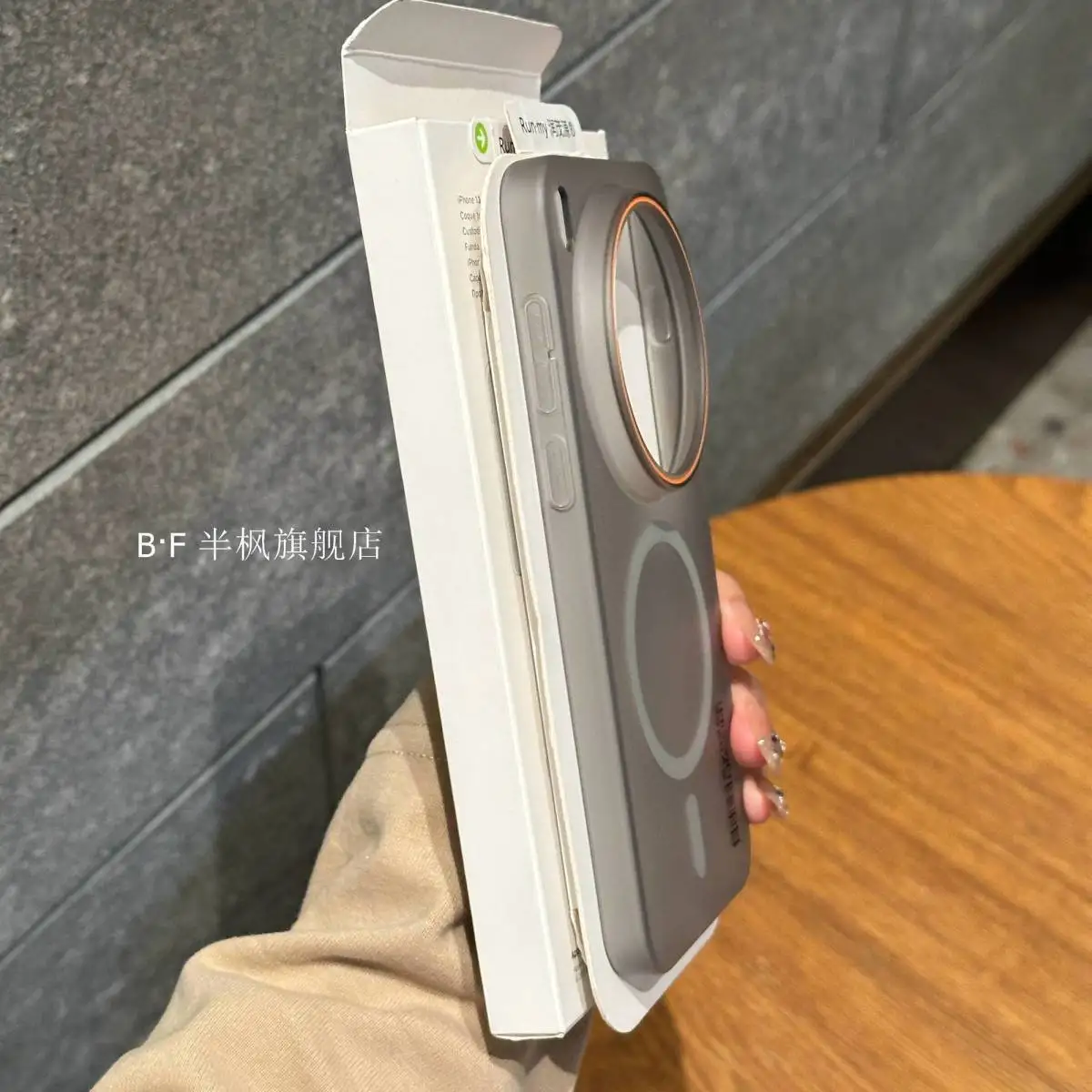 Фото Чехол для VIVO X300 Pro, жесткий, ультратонкий, прозрачный, из поликарбоната, с магнитной защитой от падения, защитный чехол для VIVO X300Pro, бампер-накладка №5