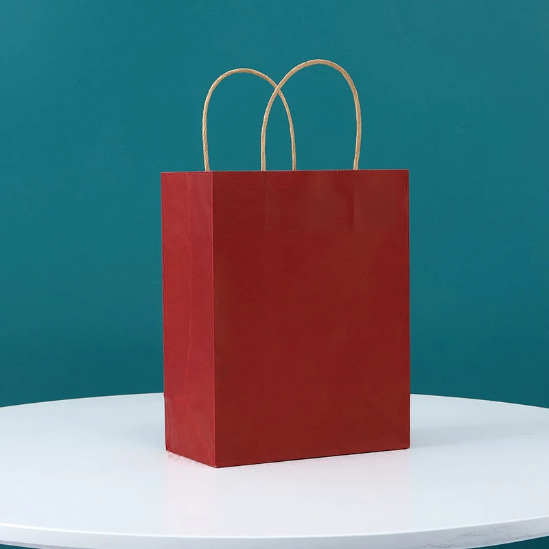 

Подарочные пакеты из крафт-бумаги