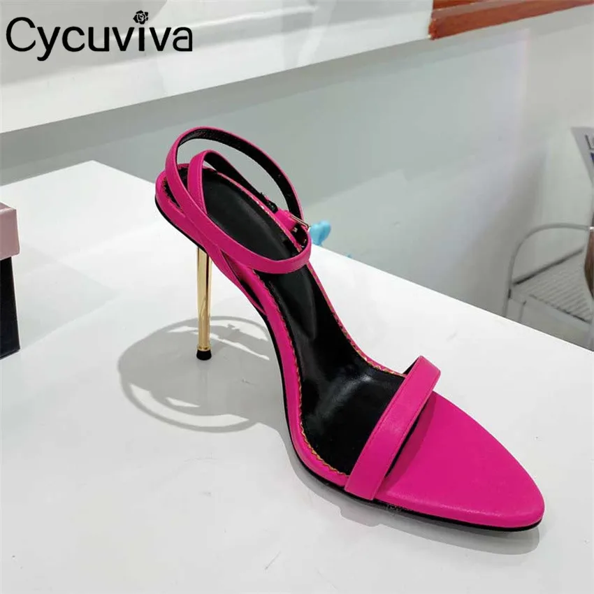 

Босоножки женские кожаные на тонком каблуке, с металлическим замком