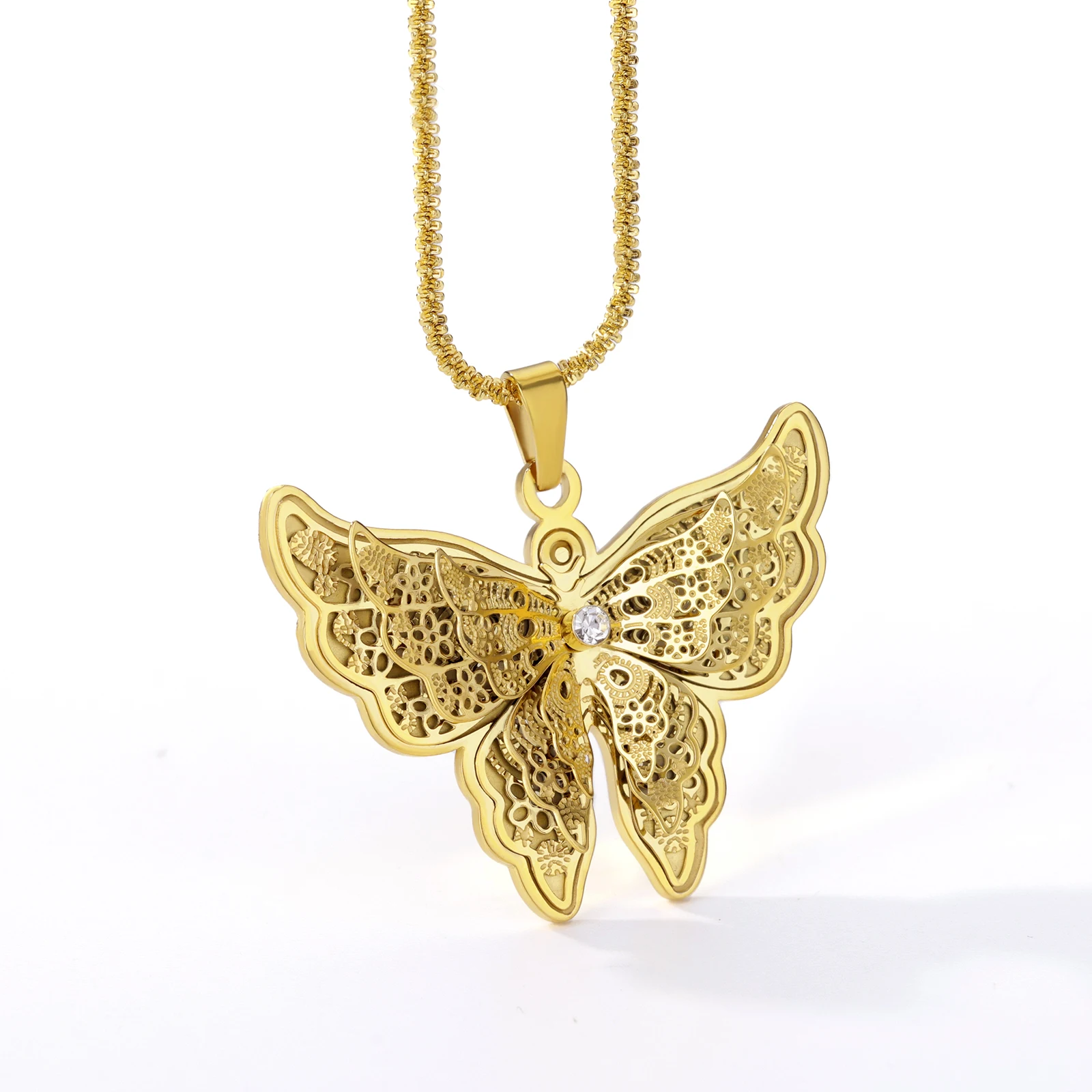 

Exquisite Butterfly Necklace For Women Gold Colour Sparkling Necklace Clavicle Chain Butterfly Pendant Choker Wedding Jewelry