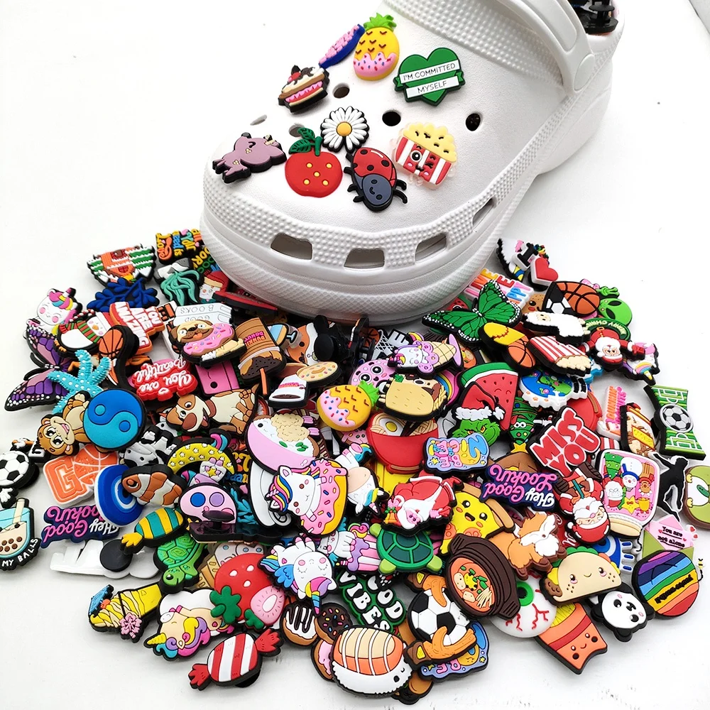 10-300PCS Cute jibz Wholesale Random Cartoon Shoe Charms Decrations For Croc Charms Buckle Kids X-mas Gifts Shoe Accessories