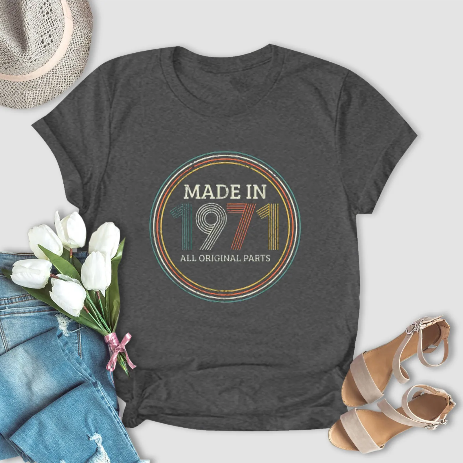 

Женская блузка с коротким рукавом и круглым вырезом