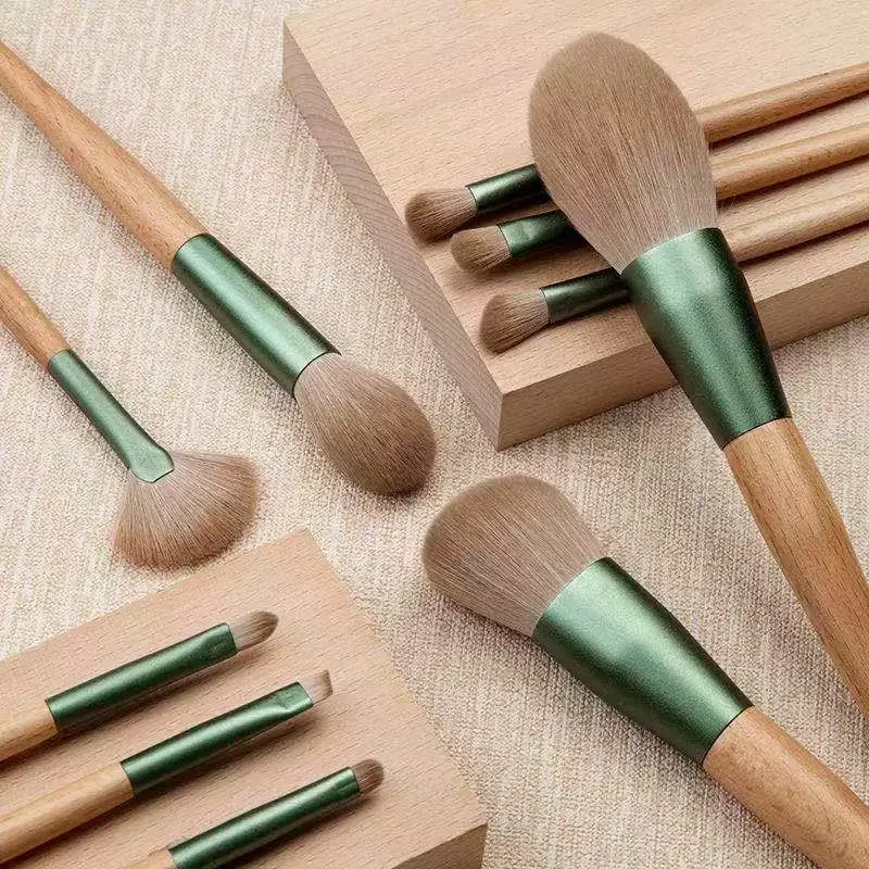 

NEW2023 10PCS Makeup Brushes Set Foundation Powder Blush Fiber Brushes Lipstick Eyeshadow Brushes Concealer Cream Blender Makeup