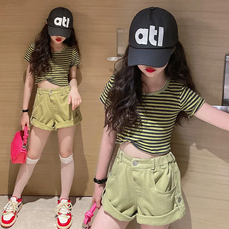 

Girls suit 2022 summer new striped T-shirt shorts two-piece children's foreign style