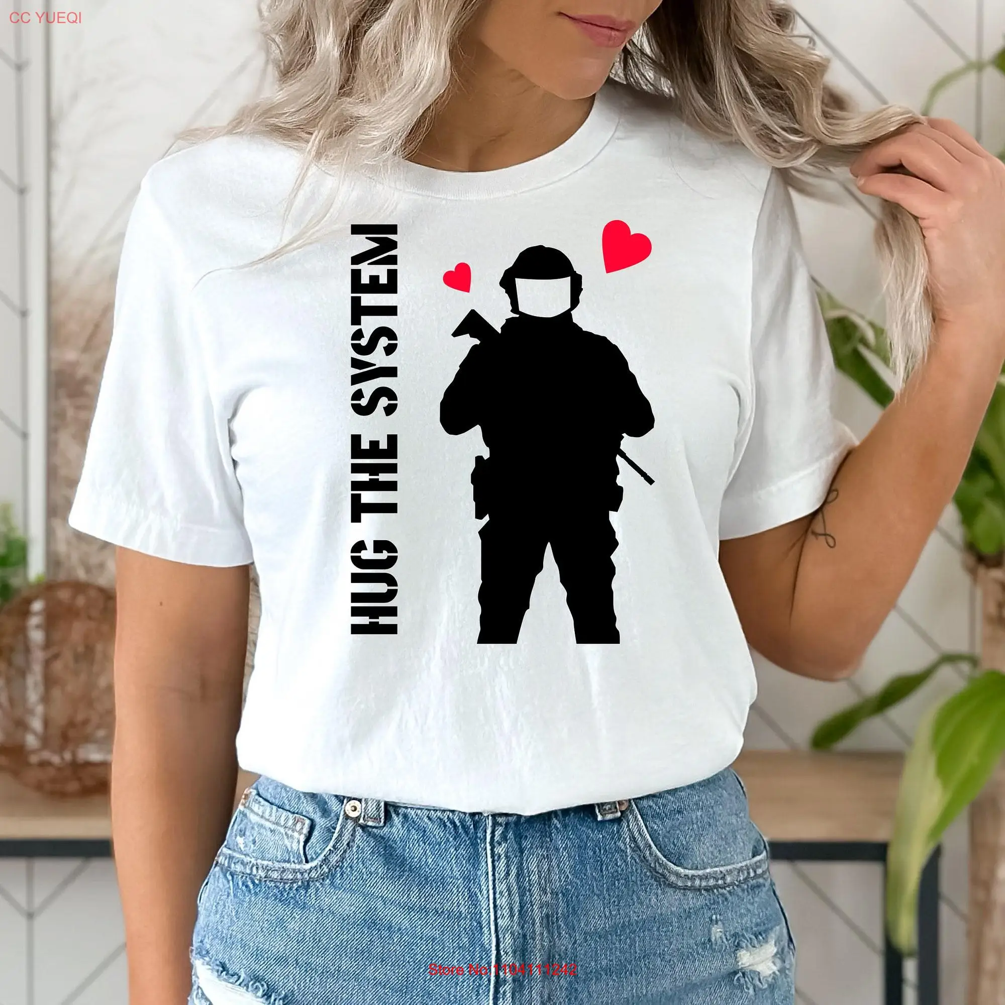 Футболка с длинным или коротким рукавом в мягком стиле надписью Hug the System