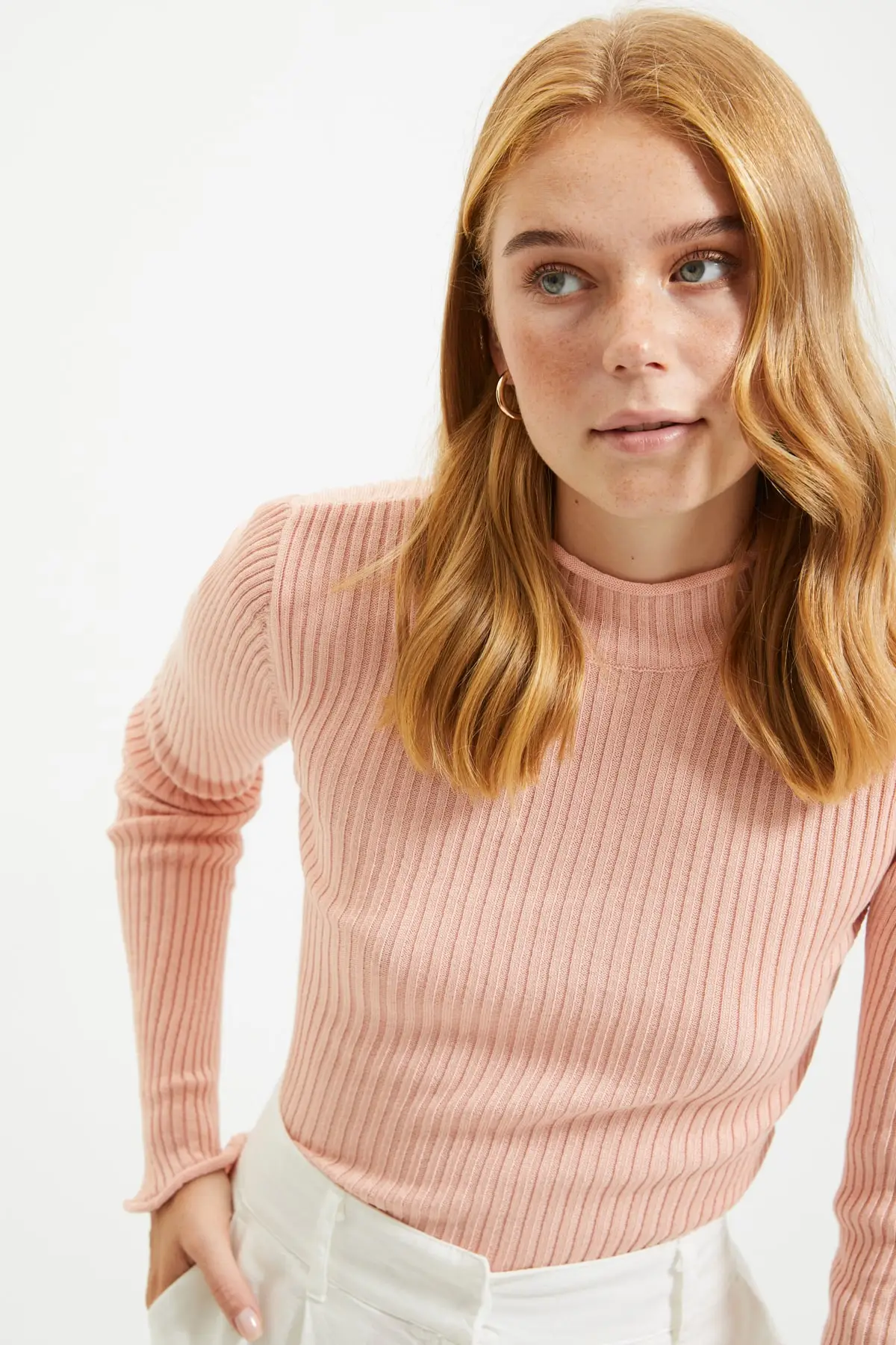 

Trendyol Upright Collar Knitwear Sweater TWOAW22KZ1450