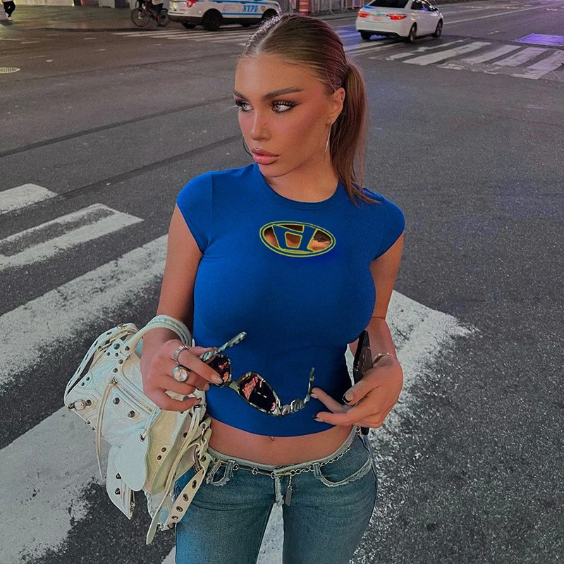 

Облегающий однотонный короткий топ с вышивкой и надписью, популярная универсальная уличная женская футболка с коротким рукавом