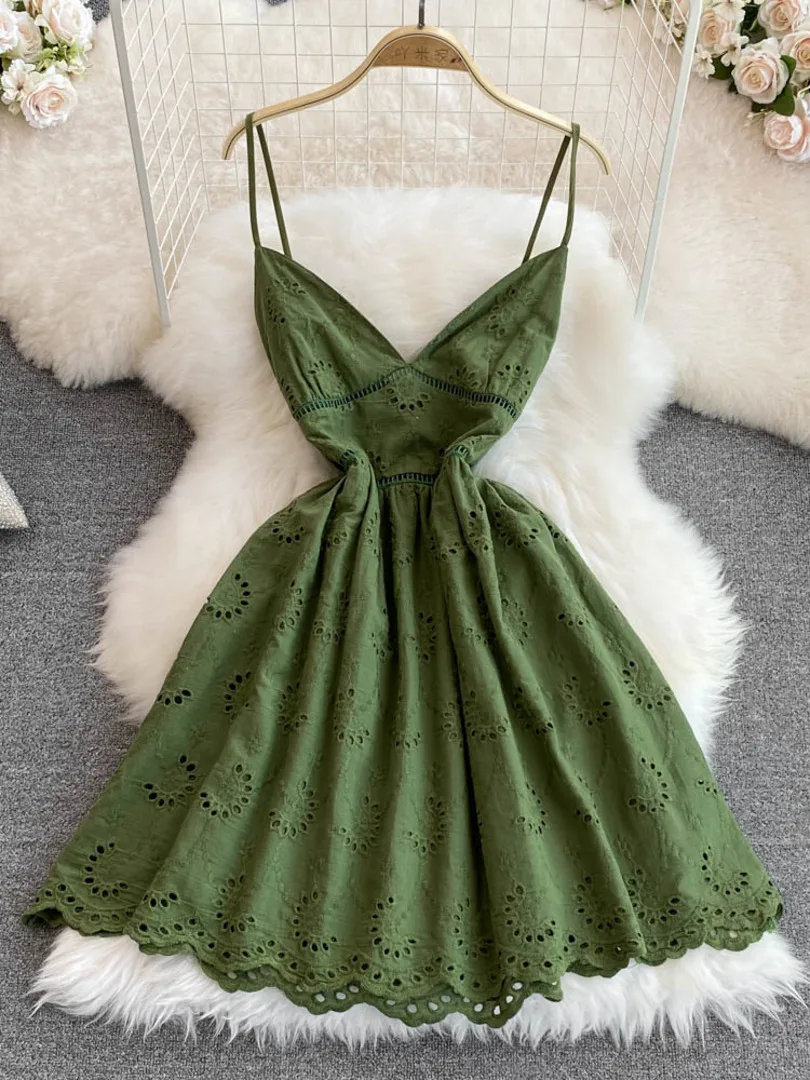 

Sexy V-neck Spaghetti Strap Embroidery Lace Dress Women Summer Elegant Sleeveless High Waist A-line Mini Party Beach Sundress