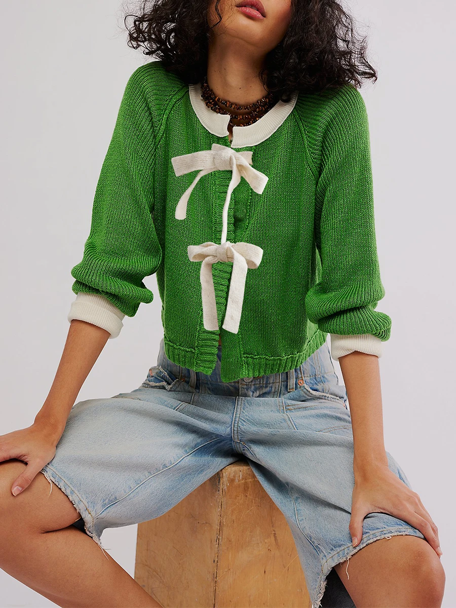 Женский вязаный свитер с длинным рукавом и круглым вырезом галстуком-бабочкой