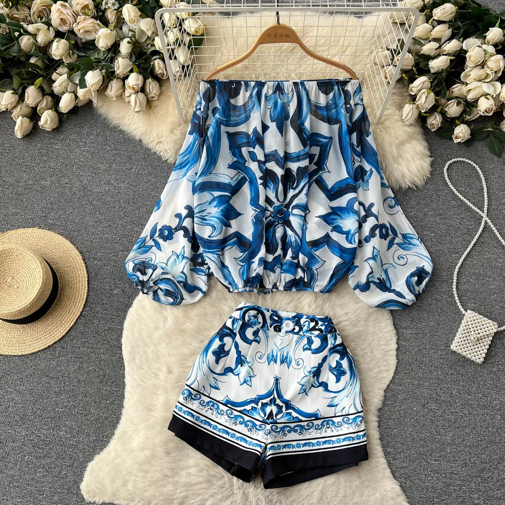 

European and American Fashion Lantern Sleeves a Word Collar Printed Shirt High Waist Wide Leg Shorts Two-piece Set