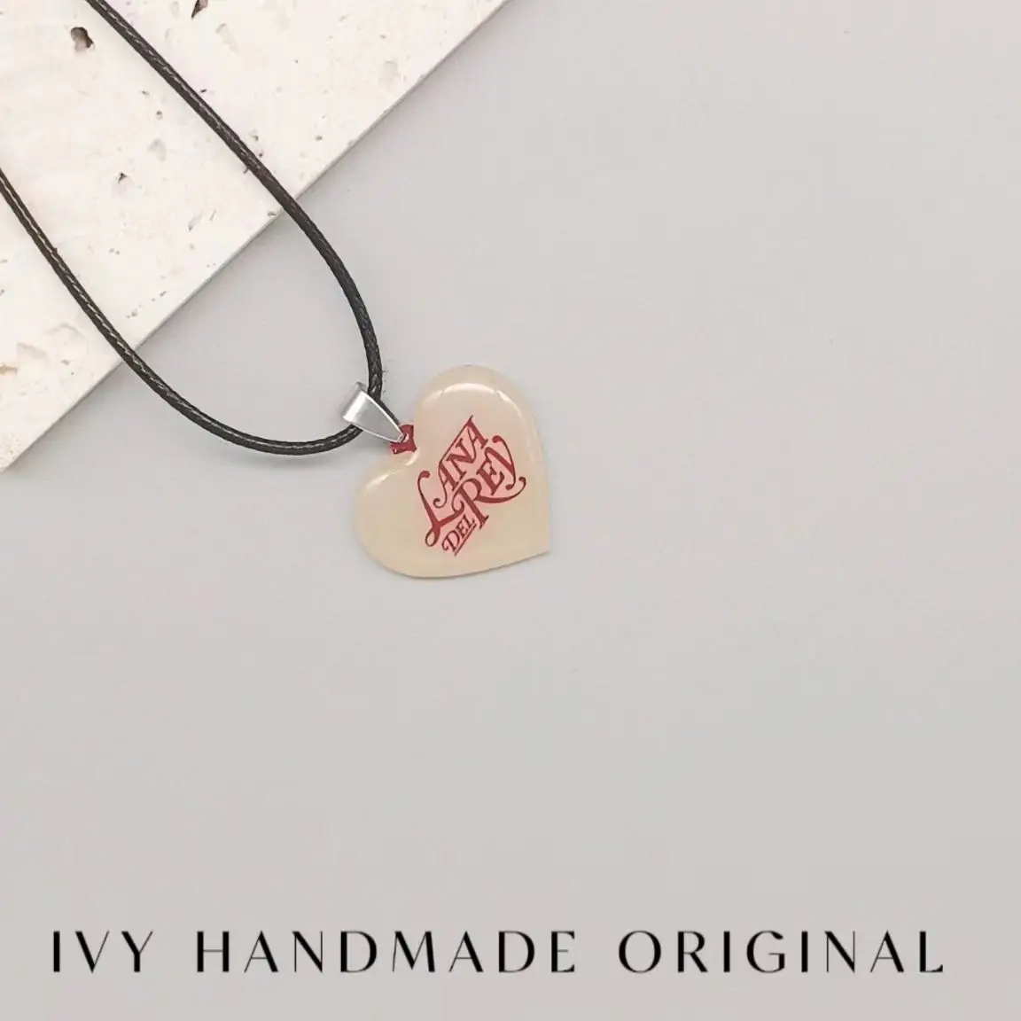 

Acrylic Heart Lana Del Rey Necklace Accessories Lana Del Rey Pendant Necklace Custom Jewelry Charms Gifts for Girl Friend