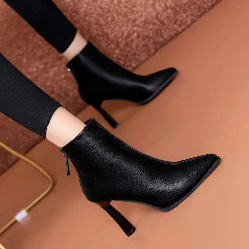 

Thin Heel Comfortable Pointed Short Boots for Women 2023 New Autumn and Winter Back Zipper Versatile Leather Boots for Women's