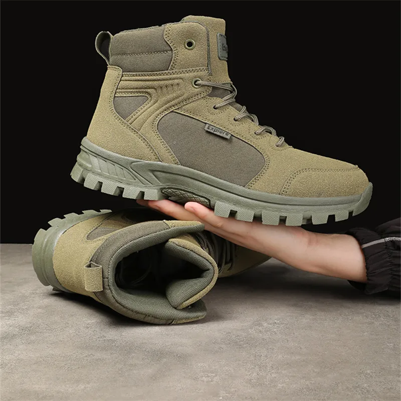 Зимние мужские ботинки зеленой камуфляжной расцветки