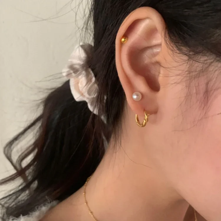 Нишевый дизайн чувственные элегантные модные металлические серьги-кольца для