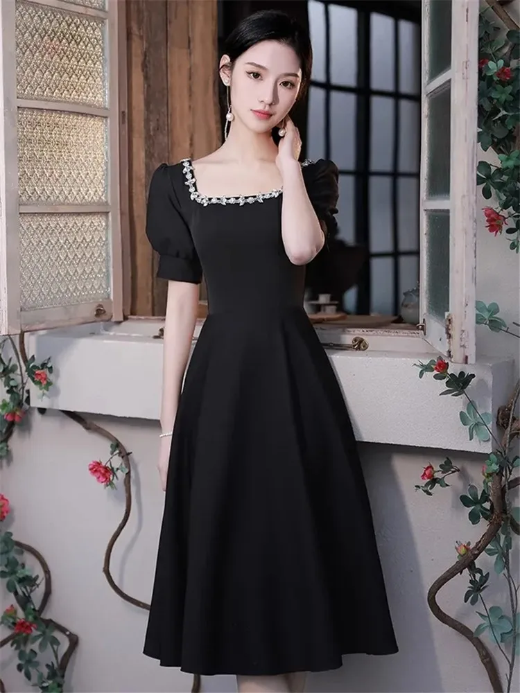 Платье женское летнее однотонное ТРАПЕЦИЕВИДНОЕ с квадратным вырезом и