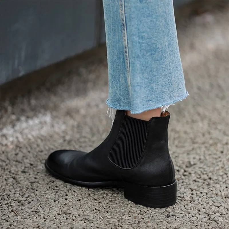 Женские зимние ботинки без застежки с круглым носком