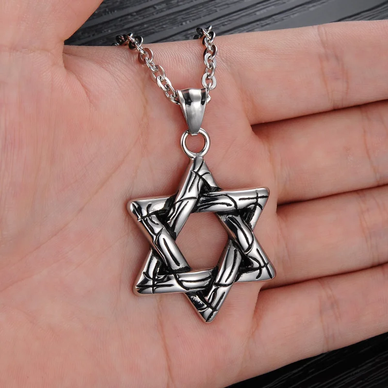 

2022 Six Awn Star Retro Men's Fashion Star Modeling Features Ornaments Men's Necklace Jewelry
