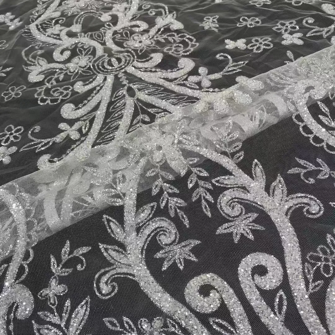 Изысканное блестящее кружево в форме сердца с Европейским узором высокое