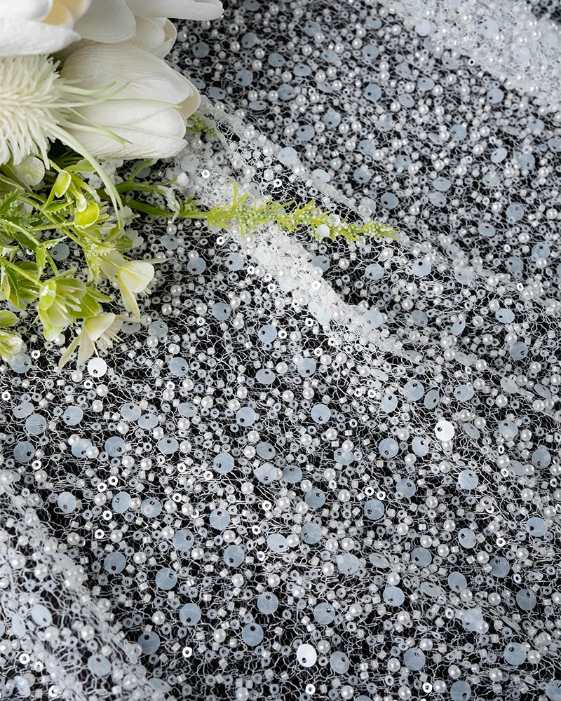 Изысканный тюль цвета слоновой кости с вышивкой и сверкающими прозрачными