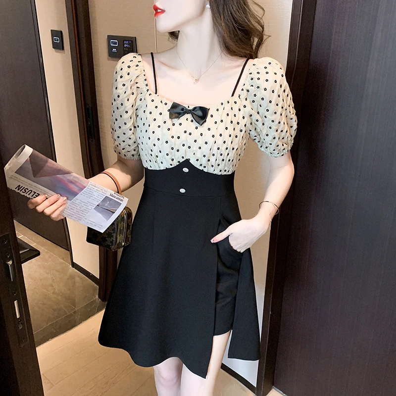 

Women New Polka Dot Patchwork Bowknot Top & Short Sets Summer New Split Square Collar Blouse +Shorts Two Pieces Sets