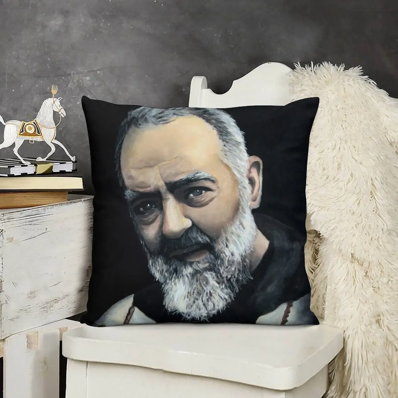 Saint Pio from Pietrelcina Декоративная подушка Наволочки Подушки для детей Подушка