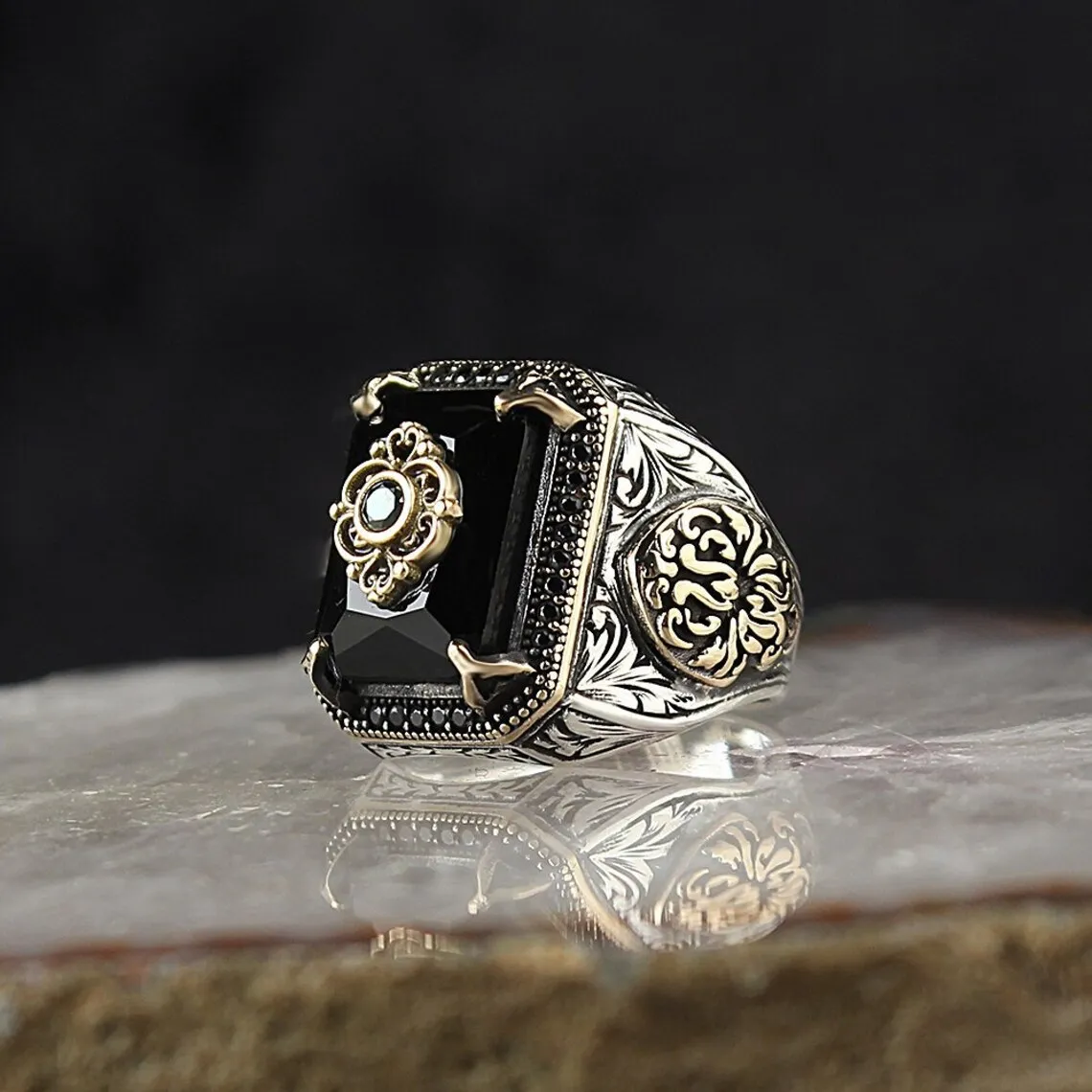 

Retro Turkish Handmade Silver Color Men Ring Vintage Carved Pattern Black Zircon Stone Ring Punk 2021 Trendy Muslim Jewelry